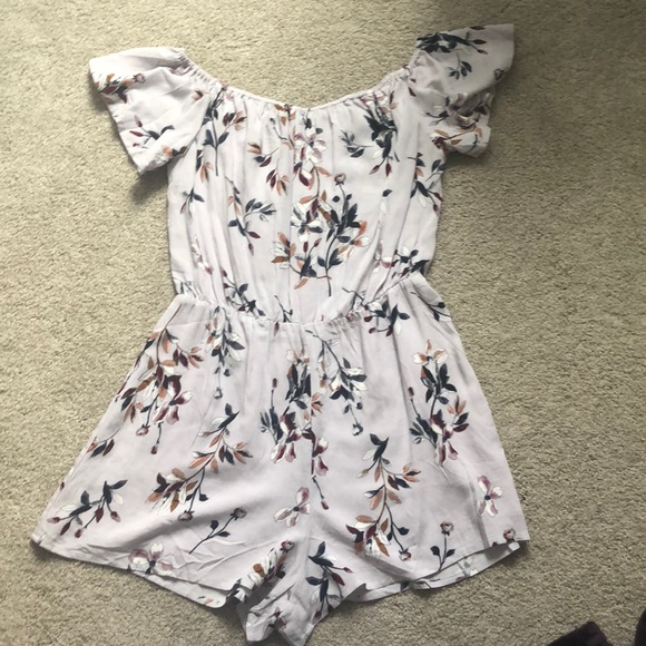 Romper - Picture 1 of 2